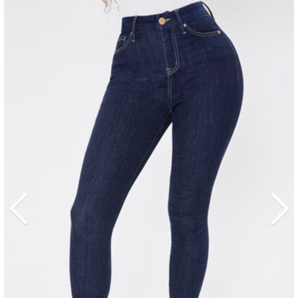 Ymi high rise dark wash curvy fit skinny jeans size 3/26